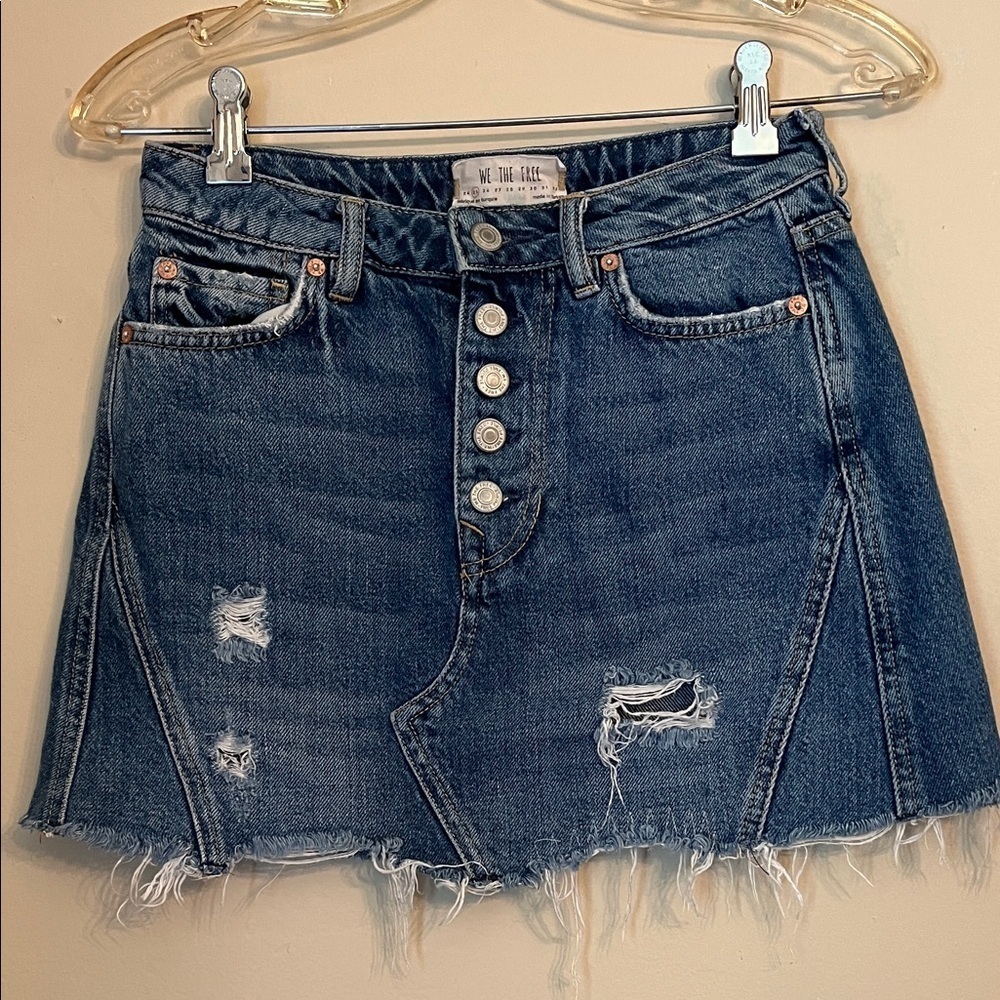 We The Free Breezy Button Fly Denim Jean Raw Hem Distressed Mini Skirt 25